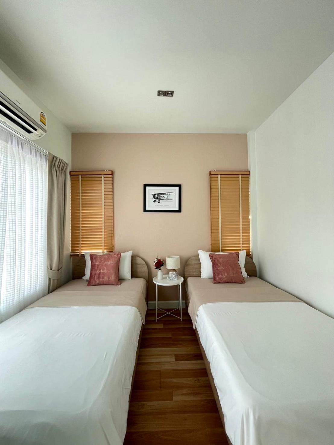 Anna Home@Lat Krabang Bangkok Buitenkant foto